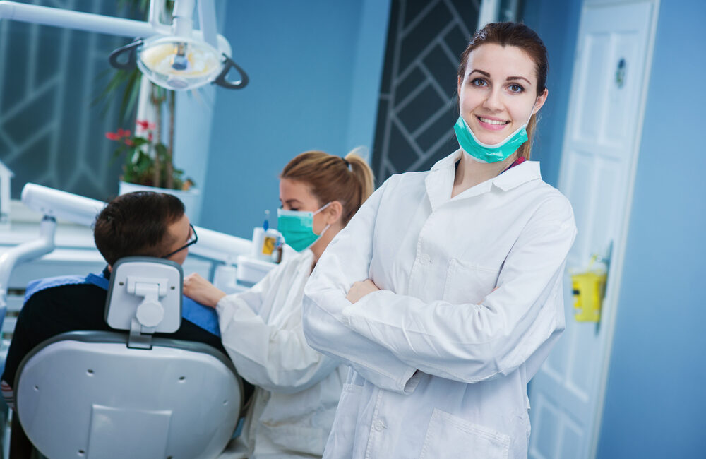 hygienist dentist dentistry dentisry dentists hygienists keever seo inca iti vizita pastrezi impresionezi pacientii