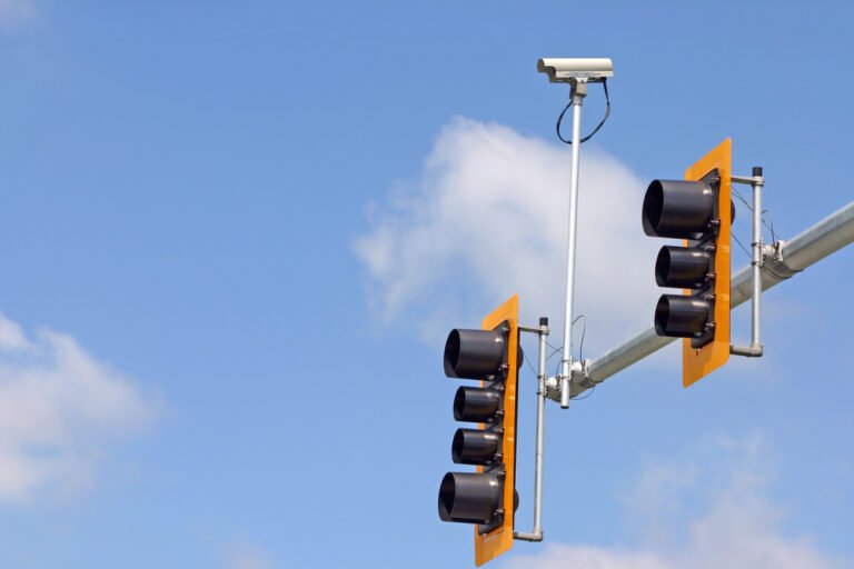 Guide to Red Light Cameras How They Work in California & How to Spot